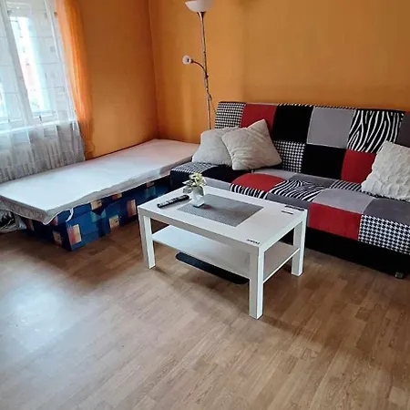 Lccna Samostatna Izba V Piestanoch *